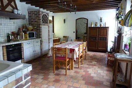 Oda ve Kahvaltı La Source 3*